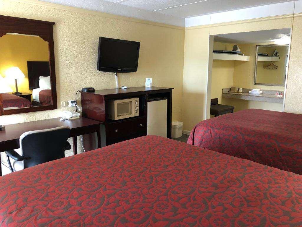 Days Inn By Wyndham Gainesville Rum bild
